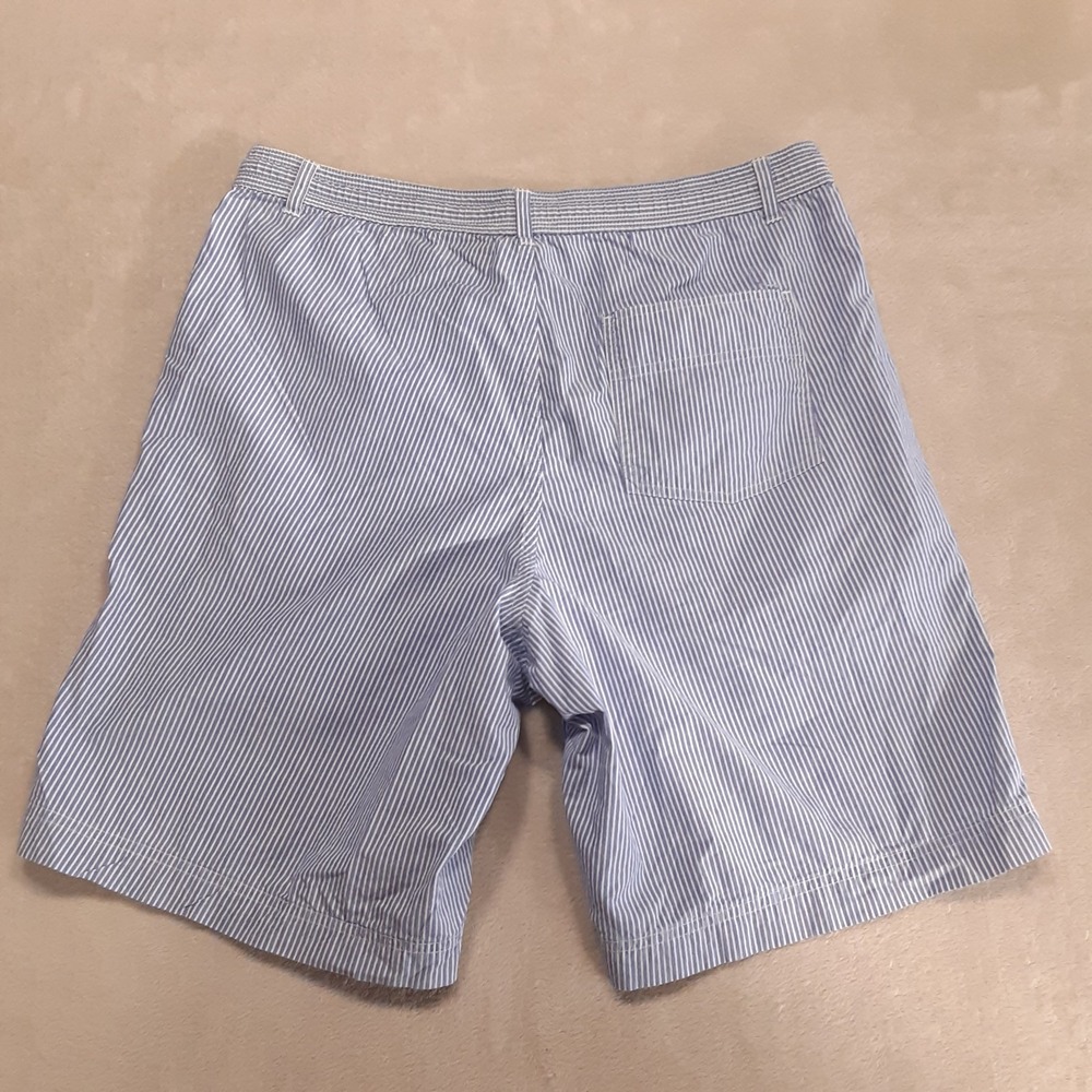 Vintage Gant Salty Dog Mens Drawstring Bermuda Shorts M Blue Pleated Stripes - Picture 2 of 9